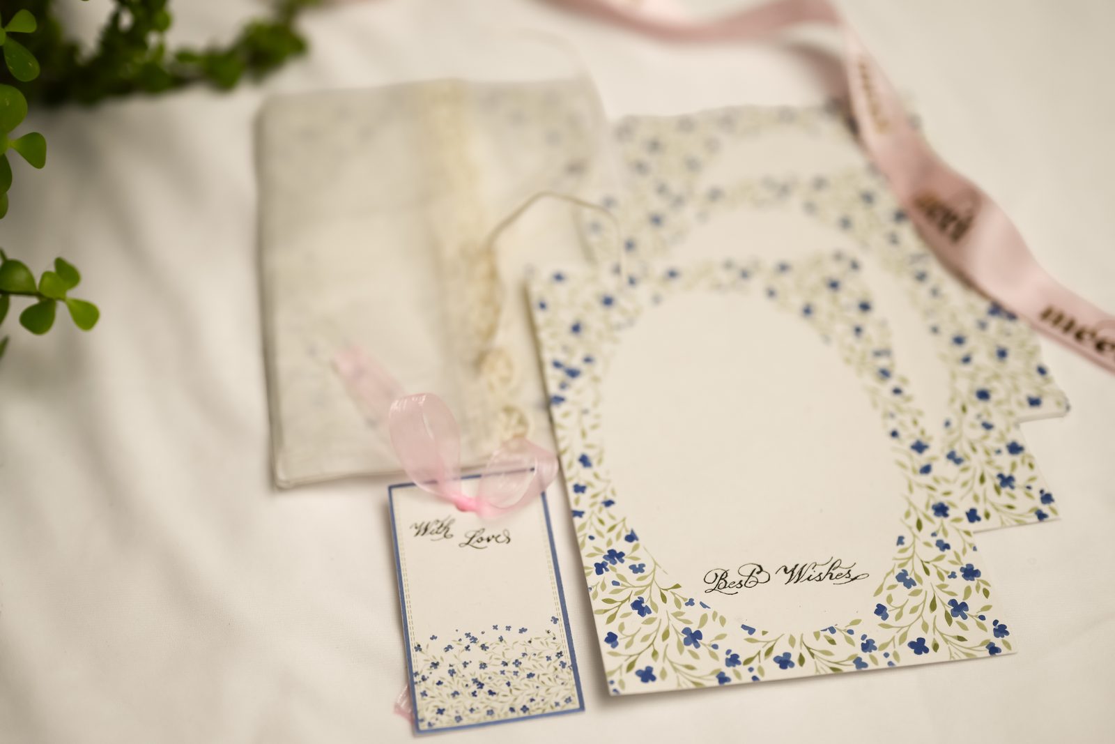 THE LITTLE BOWS — Keepsake Box view 4